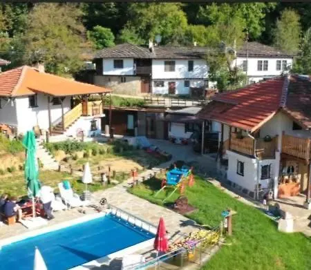 комплекс старото скандало