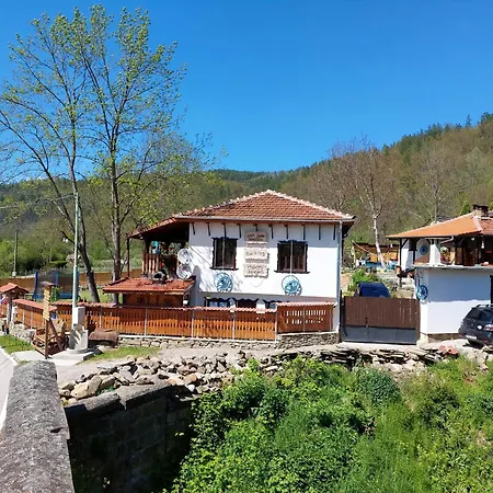 Case de vacanță комплекс старото скандало *